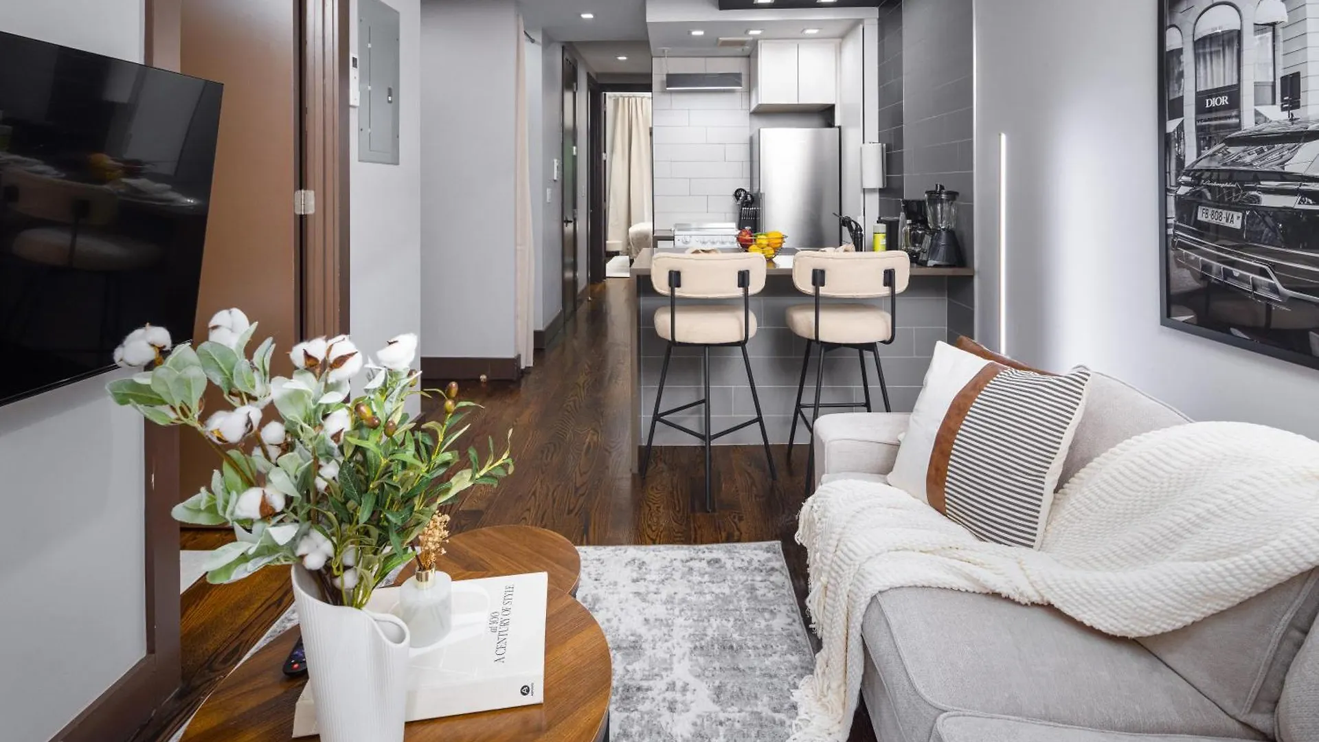 Stylish 3Bd In Manhattan location